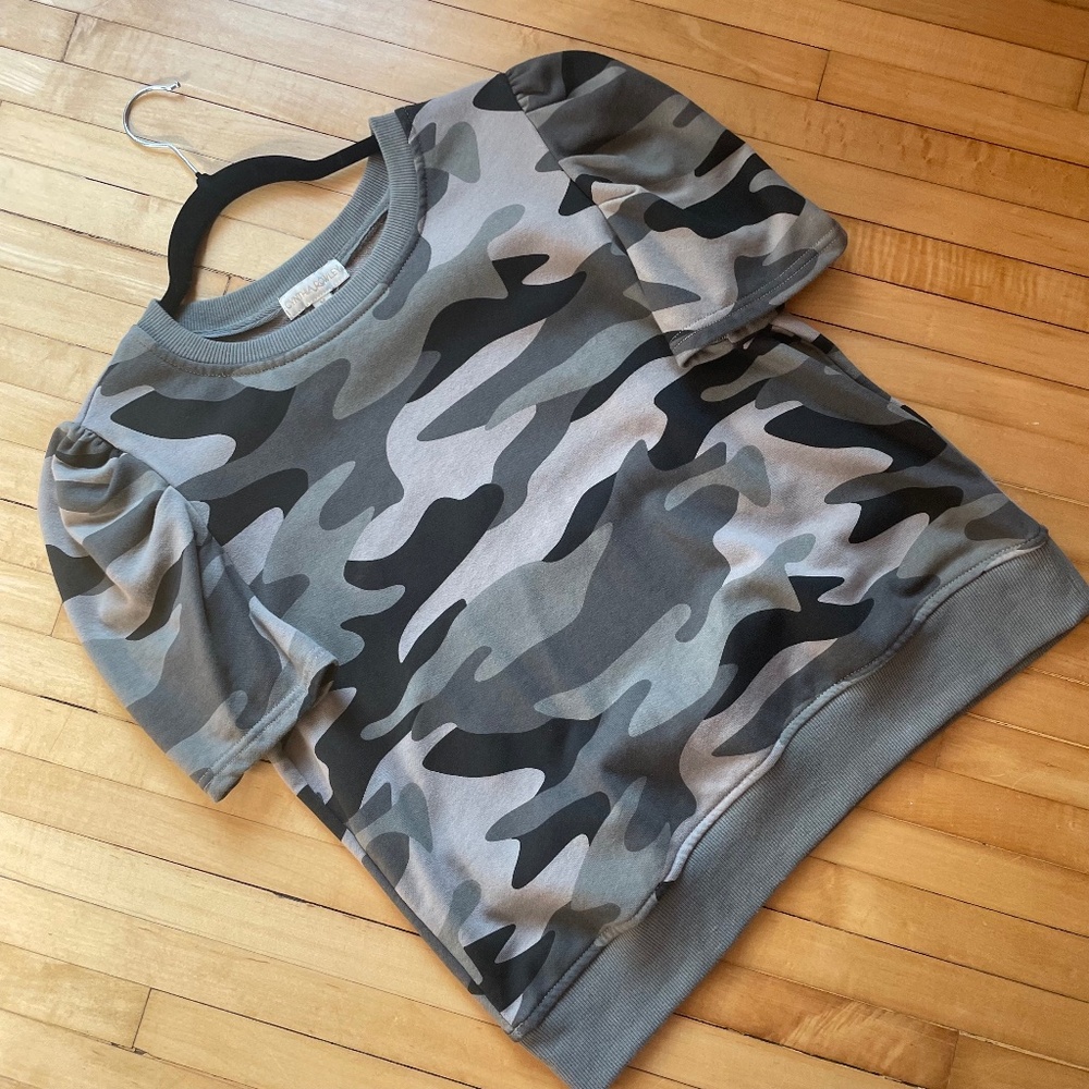 CYNTHIA ROWLEY French Terry Puff Sleeve Army Green Camo Top Shirt Boxy Fit
